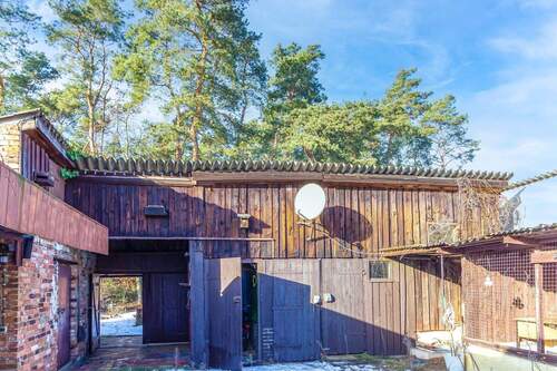 Nebengebäude - 3 Zimmer Einfamilienhaus in Hohenbucko