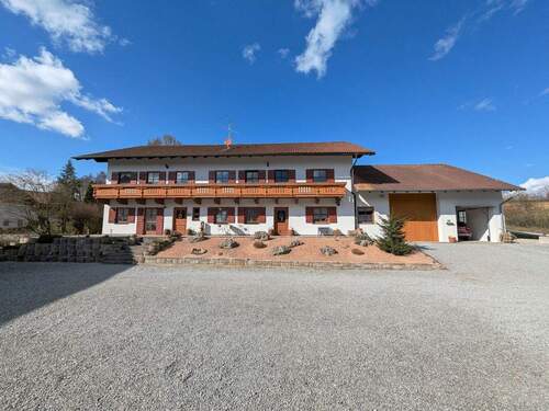 Das Wohnhaus - Einfamilienhaus mit 263,00 m&sup2; in Dietersburg / Breitenbach zum Kaufen