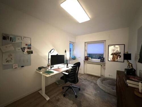 Büro oder Kinderzimmer ... - 