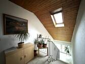 … DG-Wohnung links - 