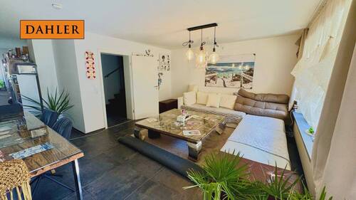 Wohnzimmer - Reihenendhaus mit 121,10 m&sup2; in Diedorf zum Kaufen