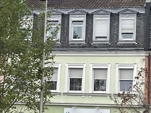 Ansicht Eingangsseite - 2 Zimmer Etagenwohnung zur Miete in Erlangen