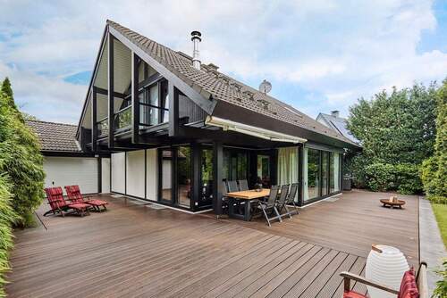 Giebel Ihle - 9 Zimmer Einfamilienhaus in Detmold