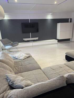 Bild 2 - 3 Zimmer Etagenwohnung zum Kaufen in Schweinfurt