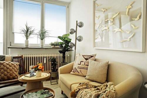 Wohlfühl-Atmosphäre garantiert - Privatverkauf - sofort bezugsfertige, kernsanierte 3-Zimmer-Wohnung