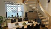 Esszimmer Erdgeschoss mit Treppenaufgang - 