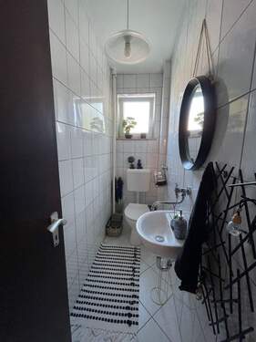 Gäste-WC ähnlich - 