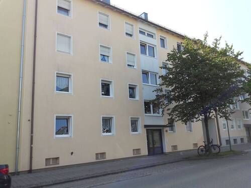 20190826_144732.jpg - schöne 4 Zimmer-Wohnung mit Balkon