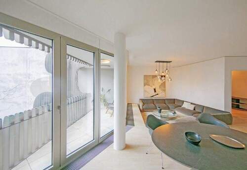 zur lounge - 3 Zimmer Etagenwohnung in Berlin