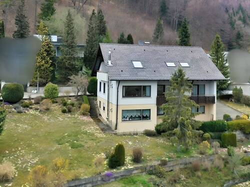 Außenansicht - 9 Zimmer Einfamilienhaus zum Kaufen in Albstadt