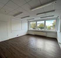 gut belichteter Büroraum in nähe der Hamburger Innenstadt