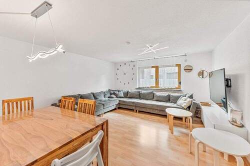 Wohnen / Essen - ++ Zentrales Wohnen im Herzen von Bondorf - geräumige 3- bis 4-Zimmer-Erdgeschosswohnung ++