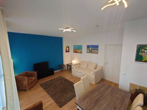 Wohnzimmer - 2 Zimmer Etagenwohnung in Berlin