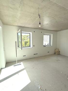 tempImagegTJAT7.jpg - 