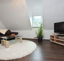 Sonnige, sehr schöne und modern möblierte Wohnung in Stuttgart Wangen