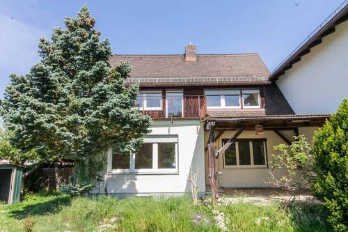 Ansicht - Landshut Nähe Zentrum: Doppelhaushälfte, Baujahr 1952, ca. 139 m² Wohnfläche, ca. 549 m² Grund