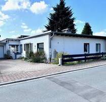 Bungalow in Traum-Blicklage Glashüttens