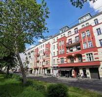 Lebendig, modern, zentral: 3 Zimmer mit zwei Balkonen an der Warschauer Straße! Sofort bezugsfrei! - Berlin Friedrichshain