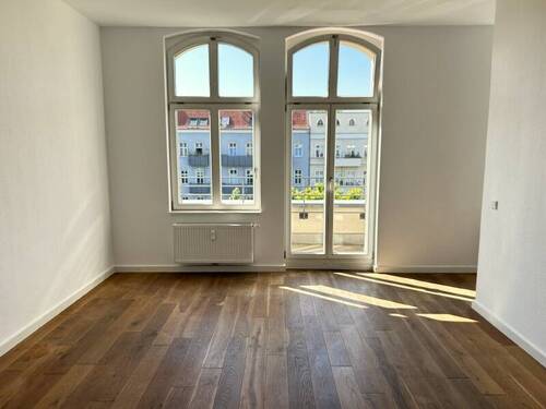 Wohnzimmer - 3 Zimmer Etagenwohnung zum Kaufen in Berlin