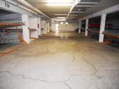 Blick in die Tiefgarage - Garage, Stellplatz in Dresden
