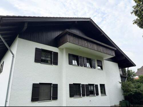 Außenansicht - Charmante ruhige 2-Zimmer-Wohnung mit großem Balkon inkl. Tiefgarage zu verkaufen