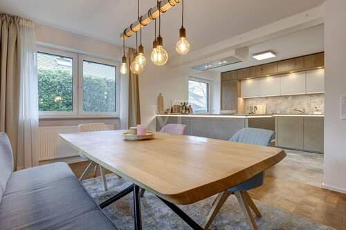 Essen - Einfamilienhaus mit 268,00 m&sup2; in Kelkheim (Taunus) zum Kaufen