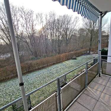 Blick ins Grüne - Gemütliche 3-Zimmer-Wohnung++ mit Balkon++im 1. Obergeschoss