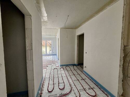 Eingangsbereich - 2 Zimmer Etagenwohnung zum Kaufen in Losheim am See