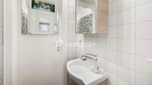 Badezimmer 1 2 - 
