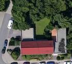 Luftbild - Attraktives Bauträgergrundstück: 1131 m² in Waldrandlage mit MFH-Potenzial