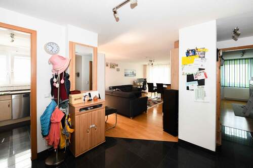 Flur - Etagenwohnung mit 88,80 m² in Korntal-Münchingen zum Kaufen