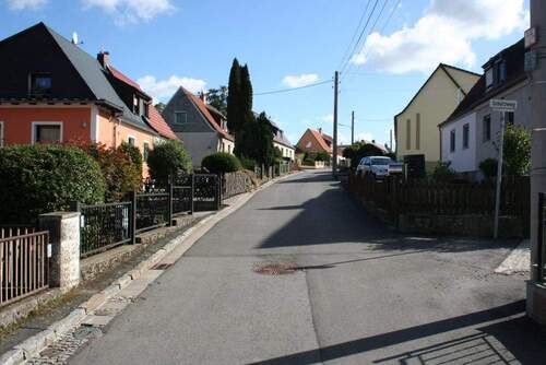 Zufahrtsstraße - 