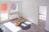 Wohnzimmer Vergleichswohnung - 3 Zimmer Etagenwohnung zur Miete in Chemnitz