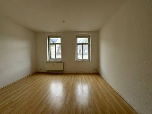 Wohnzimmer - 2 Zimmer Etagenwohnung zur Miete in Chemnitz