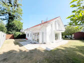 Hausansicht - 5 Zimmer Einfamilienhaus zur Miete in Ottobrunn