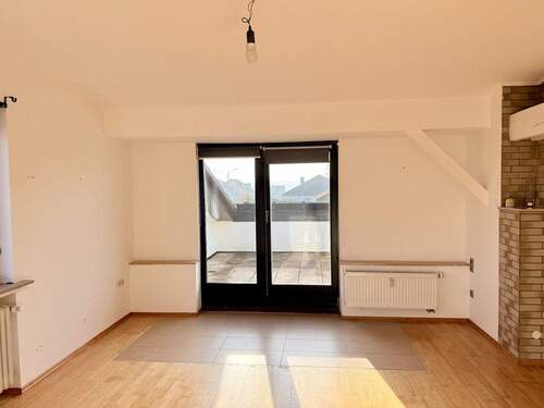 4 - Etagenwohnung mit 94,70 m&sup2; in Wallerfangen / Düren zum Kaufen