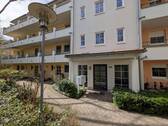 Hauseingang - 2 Zimmer Etagenwohnung zum Kaufen in Erlangen