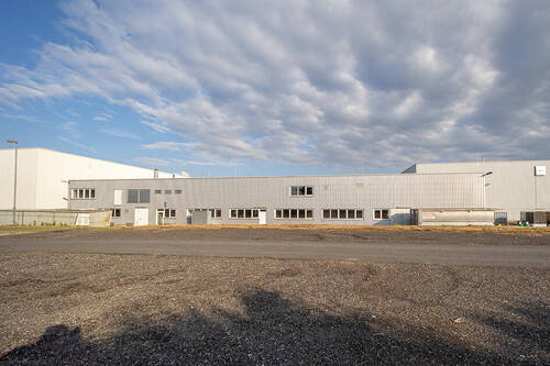 Ansicht Front - Halle in Neuwied