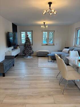 Wohnzimmer - Etagenwohnung mit 90,30 m&sup2; in Riedering zur Miete