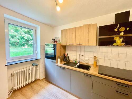 Großzügige Küche ähnlich 1 - 