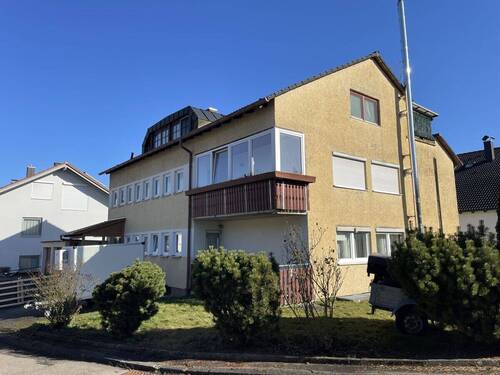 Straßenansicht - 2 Zimmer Etagenwohnung zum Kaufen in Blaustein