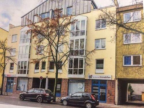 Bild 1 - Schöne 3-Zimmerwohnung mit Wintergarten in der Spandauer Neustadt zu vermieten