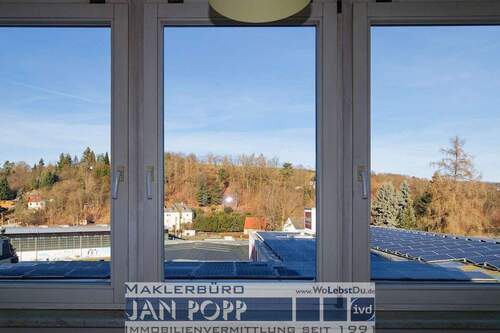 Blick aus der Loggia - 3 Zimmer Etagenwohnung zur Miete in Greiz