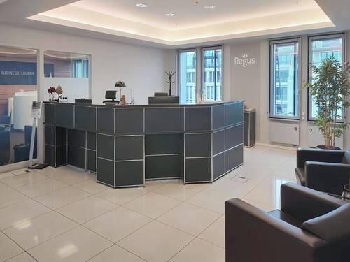 regus_Unter den Linden 21_Germany_Centre 0527_Recp - Büro in Berlin