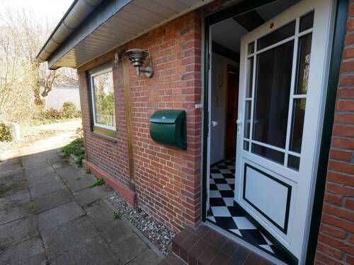 Eingangsbereich - Mehrfamilienhaus, Wohnhaus mit 160,00 m² in Rendsburg zum Kaufen