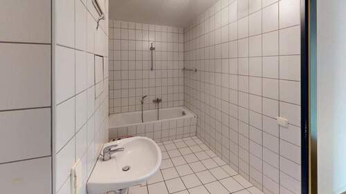 Bad Vergleichswohnung - 2 Zimmer Etagenwohnung in Chemnitz