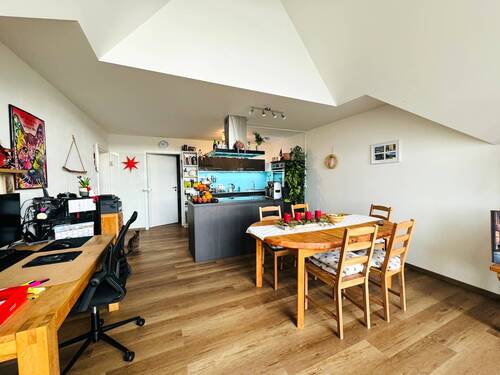 Wohnen Essen Kochen.JPG - Etagenwohnung mit 83,40 m&sup2; in Röttenbach zur Miete