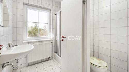 1. OG Badezimmer 1-1 - 