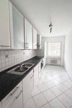 Küche KI generiert - 3 Zimmer Etagenwohnung in Puchheim