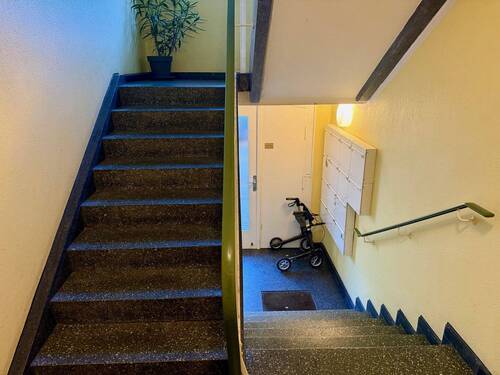 Treppenhaus - Etagenwohnung mit 57,00 m&sup2; in Hannover zum Kaufen